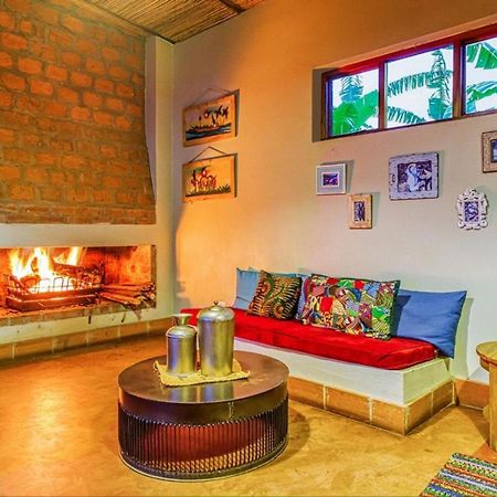 Chameleon Hill Forest Lodge Bwindi Luaran gambar