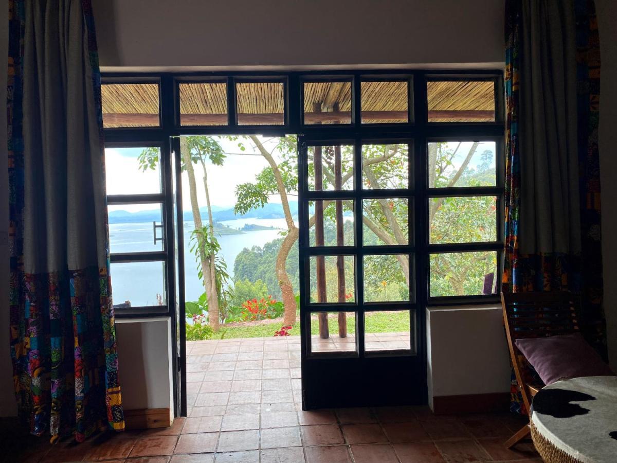 Chameleon Hill Forest Lodge Bwindi Luaran gambar